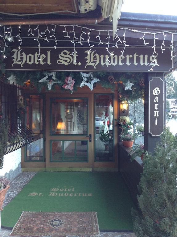 Hotel Garni St. Hubertus Мадонна-ди-Кампильо Экстерьер фото